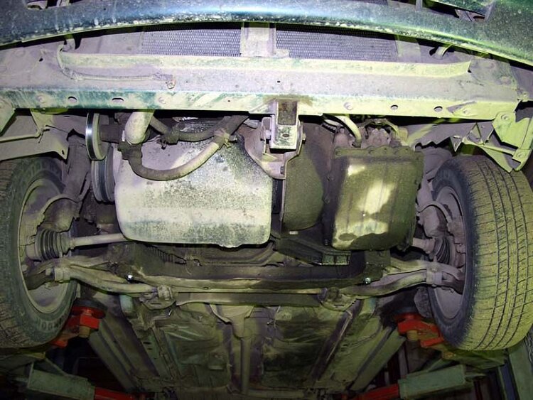 Защита картера и КПП Chrysler Voyager двигатель 2,5; 3,0; 3,3; 2,5TD  (1984-1995)  арт: 04.0327