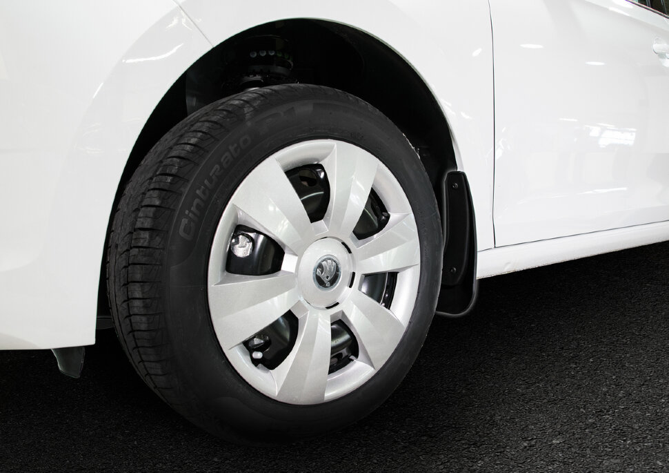 Брызговики передние Rival для Skoda Rapid I, II поколение лифтбек 2013-2020 2020-н.в., термоэластопласт, 2 шт., с крепежом, 25102001