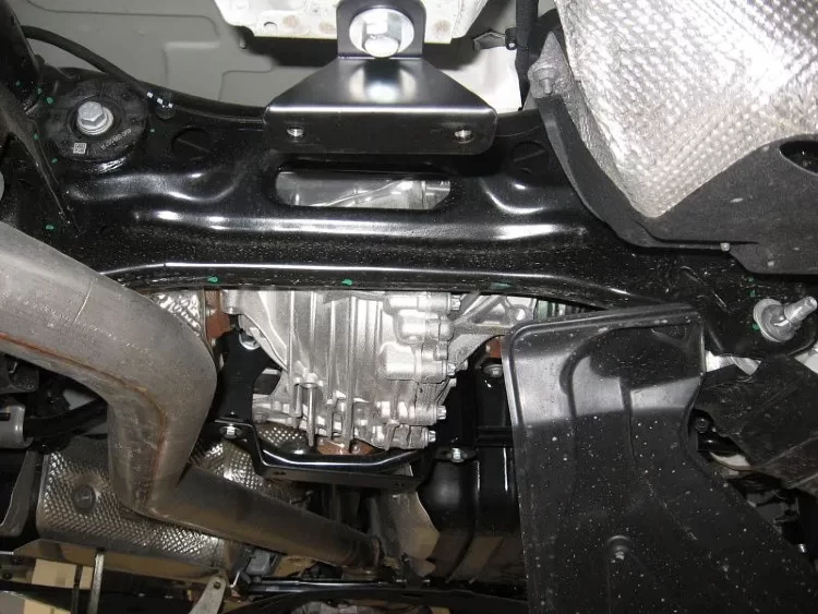 Защита редуктора Volkswagen Touareg двигатель 3.0, 2,0TSI  (2018-)  арт: 26.3791